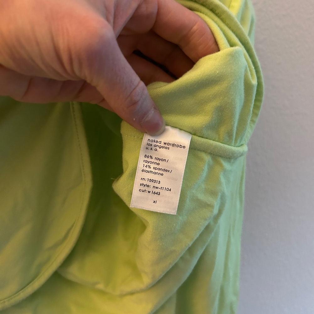 Naked Wardrobe Lime Long Sleeve Criss Cross Crop Top Size XL - Picture 5 of 5